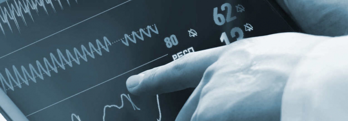 ecg biomedical iot ECG digital signal processing, ECG_reference_IPblocks baseline wandering noise reduction 50hz cancellation Savitzky-Golay Filter biomedical signal analysis, ECG signal procssing, ECG DSP